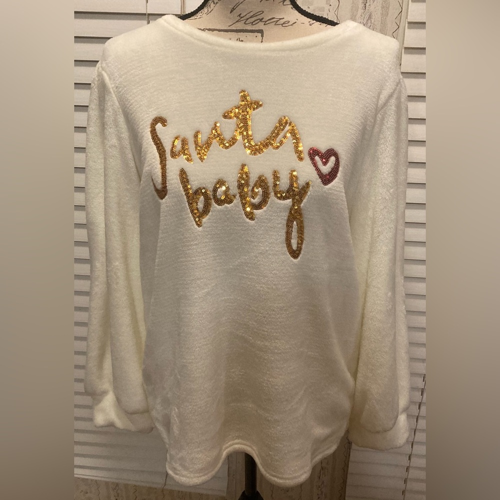 NWOT Ladies Size Large Love & Lace Sweater